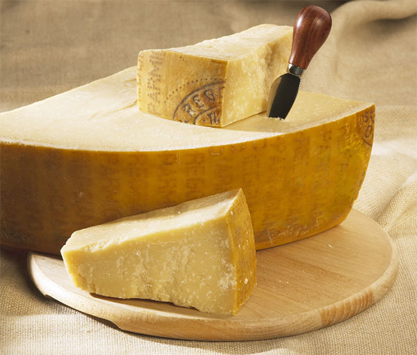 Tirosina, o cristal de proteína que prova que queijo traz felicidade