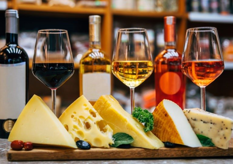 A “não dieta dos franceses” resgata os queijos em regimes de emagrecimento