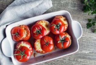 Tomates Recheados com Requeijão e Mussarela 
